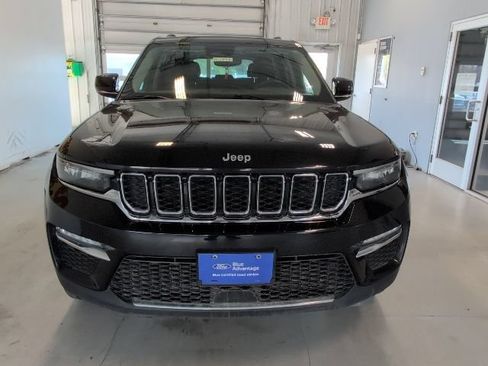 Used 2023 Jeep Grand Cherokee Limited AWD/4WD image 8