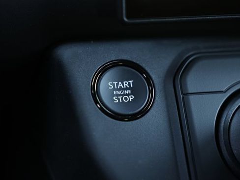 New 2026 Land Rover Defender 110 OCTA AWD/4WD image 48