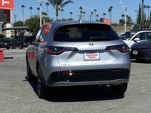 Used 2027 Honda HR-V EX-L image 41