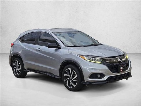 Used 2020 Honda HR-V Sport image 3