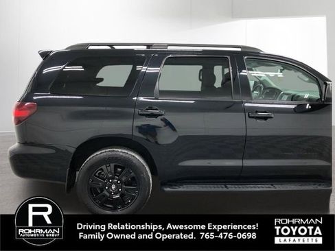 Used 2019 Toyota Sequoia TRD Sport w/ TRD Sport Premium Package AWD/4WD image 8