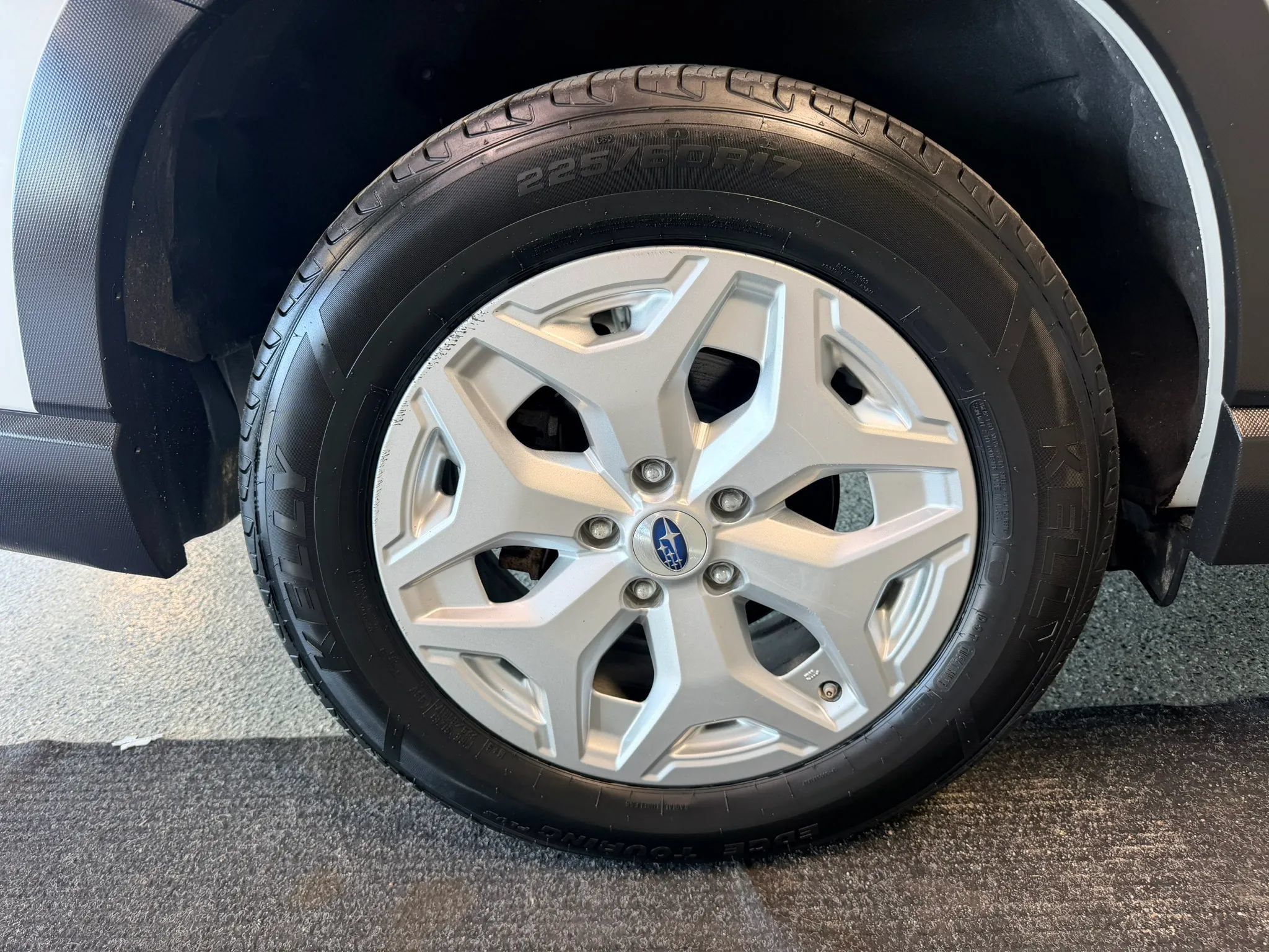 Used 2021 Subaru Forester AWD/4WD image 17