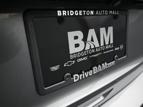Used 2024 Nissan Rogue S FWD image 28