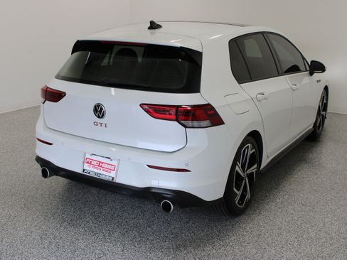 Used 2024 Volkswagen GTI SE FWD image 7