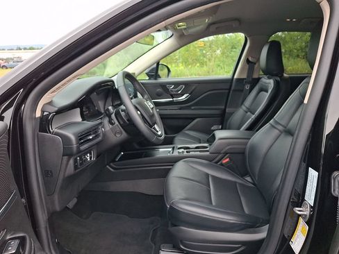 Certified 2024 Lincoln Corsair AWD w/ Equipment Group 101A image 13