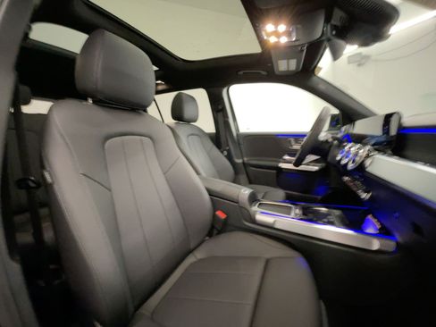 Used 2026 Mercedes-Benz GLB 250 image 30