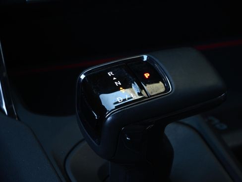 Used 2024 GMC Sierra 1500 AT4 w/ Technology Package image 22