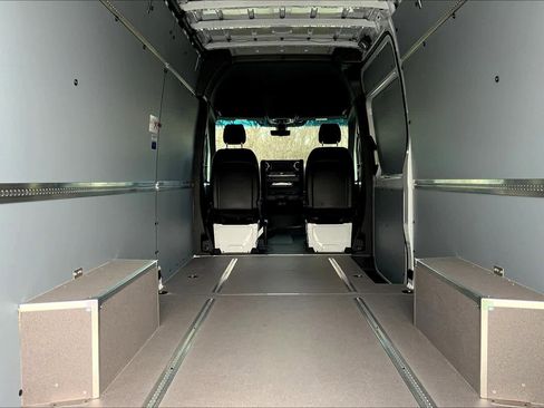 Certified 2025 Mercedes-Benz Sprinter 2500 image 24
