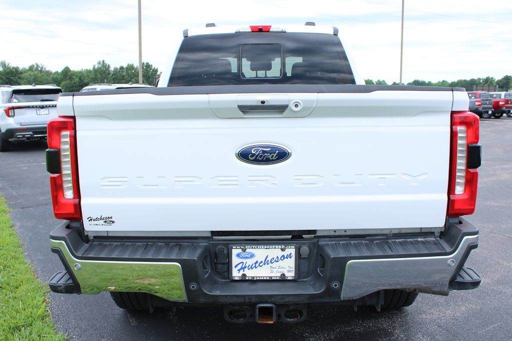 Used 2024 Ford F350 Lariat w/ Chrome Package AWD/4WD image 14