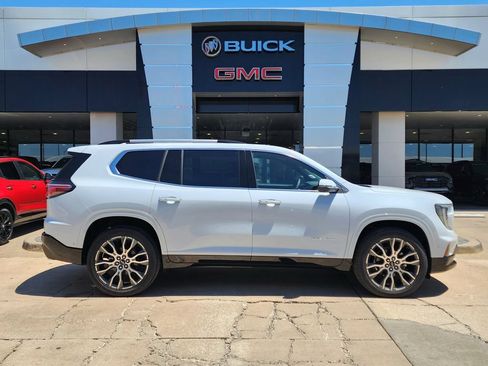 New 2026 GMC Acadia Denali Ultimate AWD/4WD image 3
