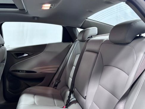 Used 2017 Chevrolet Malibu Premier w/ Premier Sun and Wheel Package image 21