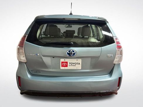 Used 2015 Toyota Prius V Four image 4