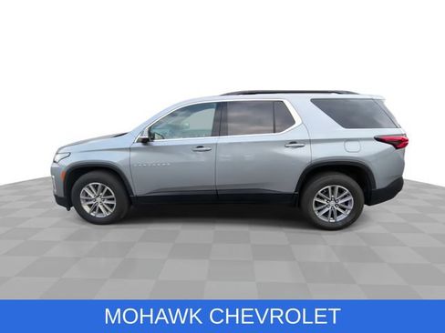 Used 2024 Chevrolet Traverse LT AWD/4WD image 5