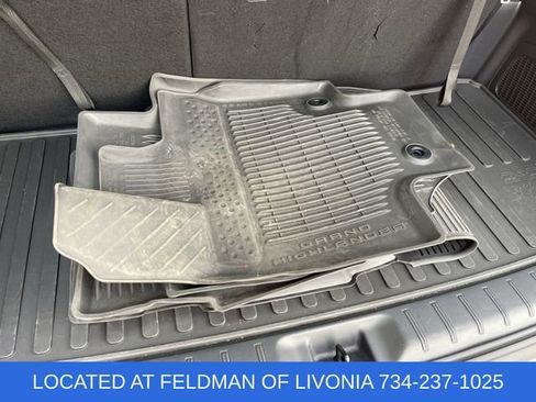 Used 2025 Toyota Grand Highlander AWD image 35