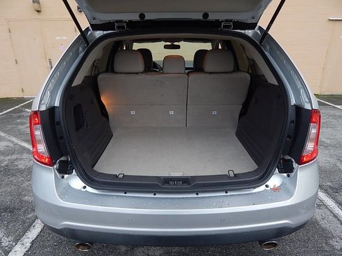 Used 2011 Ford Edge Limited image 23