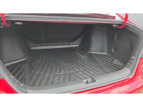 Certified 2025 Honda Accord SE image 15