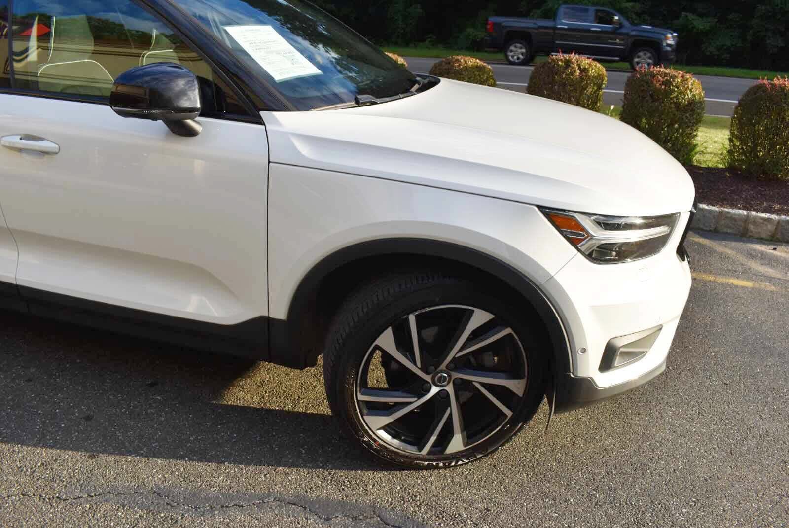 Used 2019 Volvo XC40 T5 R-Design AWD/4WD image 69