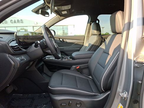 Certified 2026 Buick Enclave Preferred w/ LPO, Floor Liner Package FWD image 15