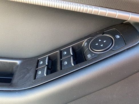 Used 2025 Ford Explorer ST-Line image 30