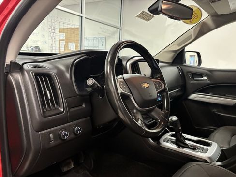 Certified 2016 Chevrolet Colorado LT image 8