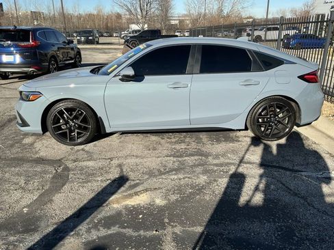 Used 2024 Honda Civic Sport Touring image 11