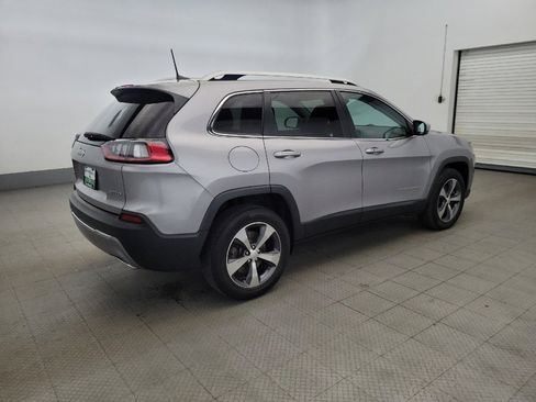 Used 2019 Jeep Cherokee Limited image 10