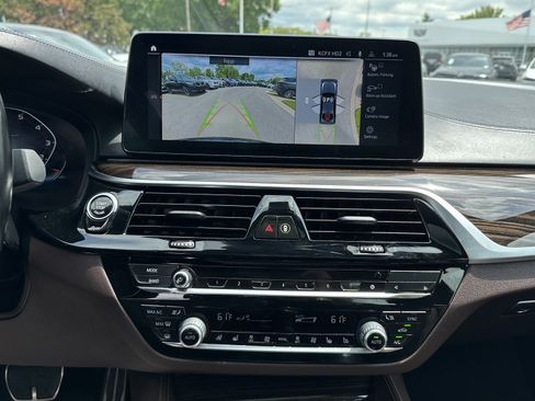 Certified 2023 BMW M550i xDrive w/ Dynamic Handling Package AWD/4WD image 32