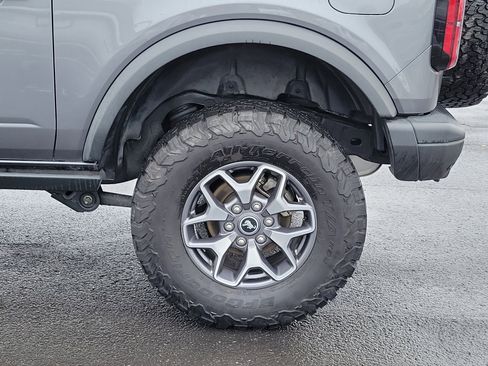 Used 2023 Ford Bronco Badlands image 5