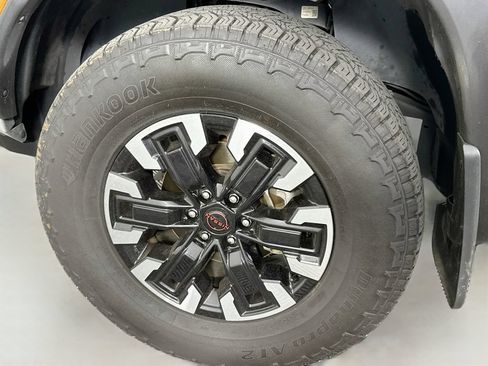 Used 2024 Nissan Frontier PRO-4X w/ Pro Convenience Package AWD/4WD image 31