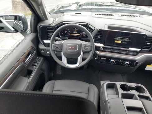 New 2026 GMC Sierra 1500 SLT AWD/4WD image 19