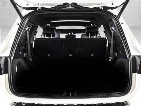 Certified 2026 Mercedes-Benz GLB 250 4MATIC image 6