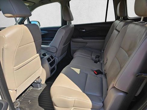 Used 2019 Honda Pilot EX-L image 18