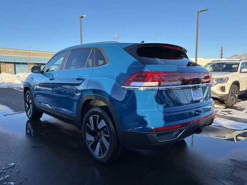 New 2025 Volkswagen Atlas Cross Sport SE image 3