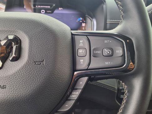 Used 2024 RAM 2500 Limited AWD/4WD image 15