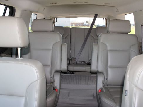 Used 2019 GMC Yukon SLT RWD image 11