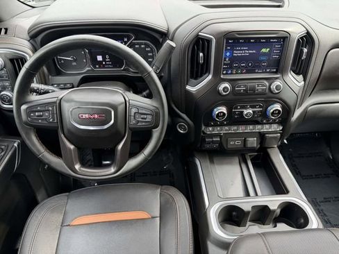 Used 2023 GMC Sierra 2500 AT4 w/ AT4 Premium Plus Package AWD/4WD image 12