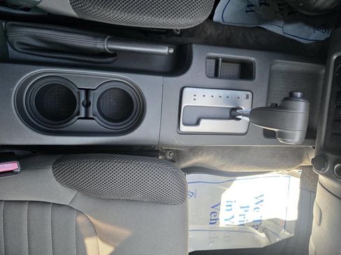 Used 2005 Nissan Xterra S w/ (P01) Power Pkg image 17