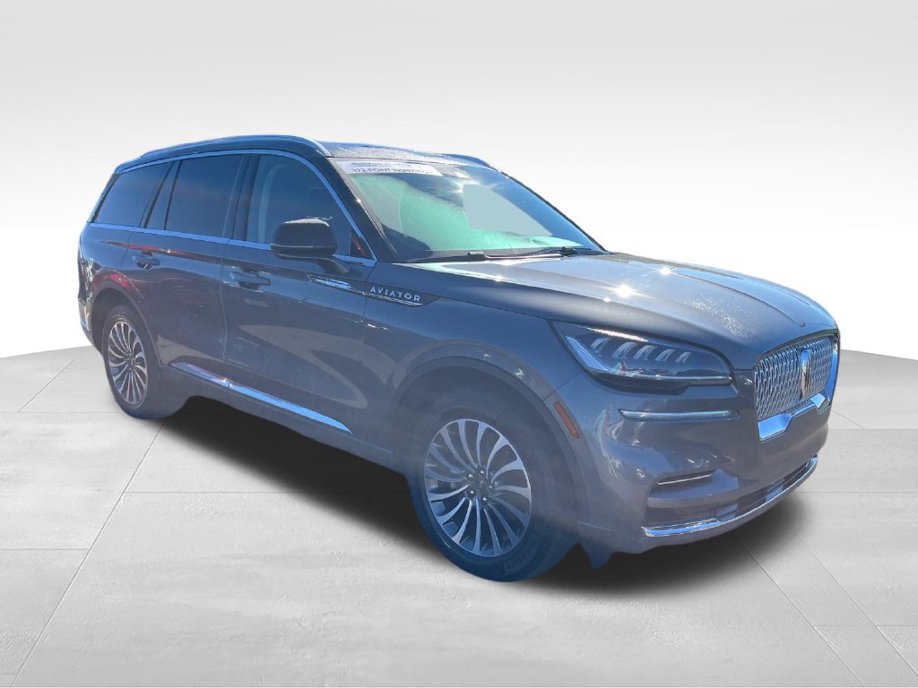 Used 2024 Lincoln Aviator AWD w/ Premium Package image 7