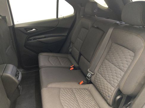 Used 2019 Chevrolet Equinox LT FWD image 18