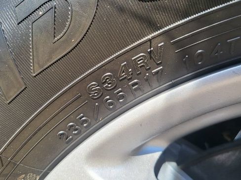 Used 2026 Chrysler Pacifica Select FWD image 17