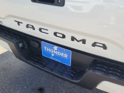 Used 2021 Toyota Tacoma SR w/ SX Package image 6