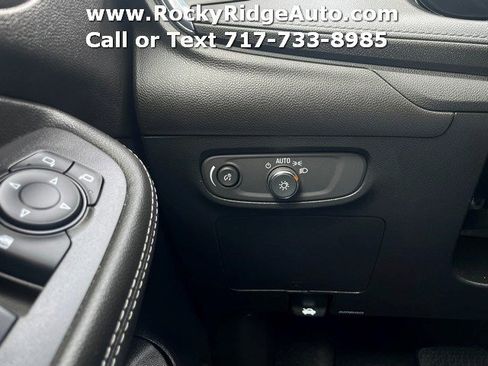 Used 2025 Buick Encore GX Preferred w/ Comfort Package image 19