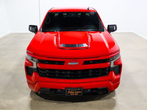 Used 2023 Chevrolet Silverado 1500 RST w/ Rally Edition AWD/4WD image 18