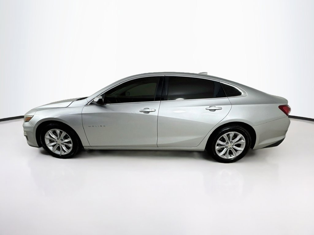 Used 2022 Chevrolet Malibu LT FWD image 4