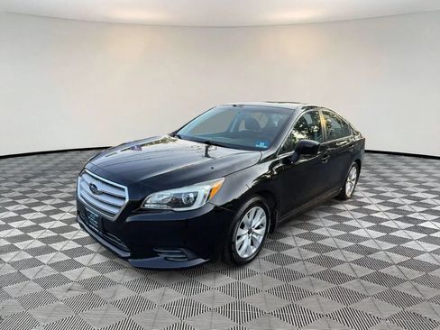 Used 2017 Subaru Legacy 2.5i Premium w/ Moonroof Package AWD/4WD image 3