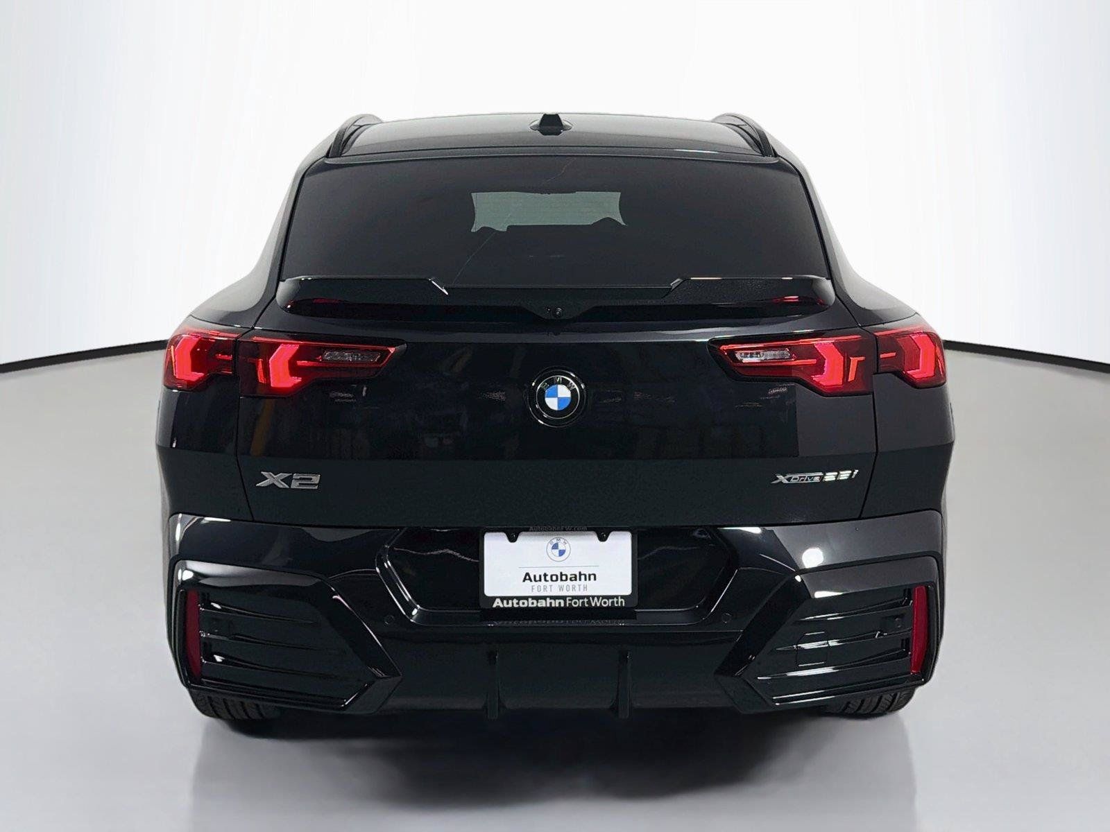 New 2027 BMW X2 xDrive28i AWD/4WD image 6