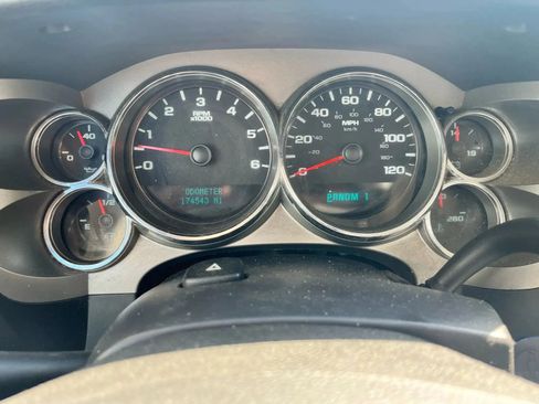 Used 2008 Chevrolet Silverado 2500 LT w/ 2LT Convenience Package image 11