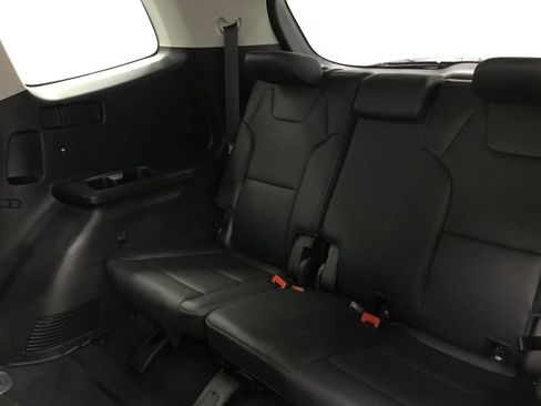 Used 2023 Kia Telluride EX X-Line image 31