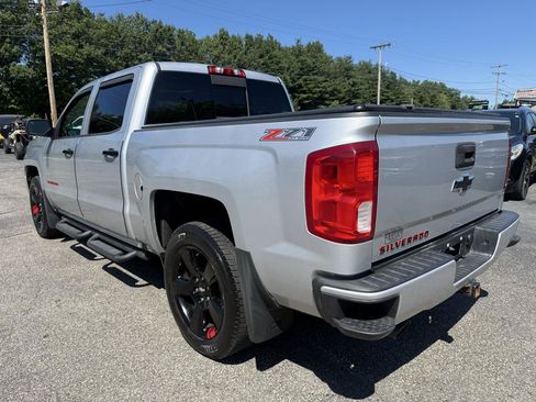 Used 2017 Chevrolet Silverado 1500 LTZ Z71 w/ Redline Edition AWD/4WD image 11