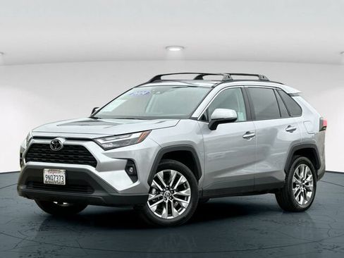 Used 2024 Toyota RAV4 XLE Premium w/ Weather Package FWD image 2